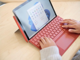Microsoft Surface Go 3 64 GB 26,7 cm (10.5\") Intel® Core™ i3 4 GB Wi-Fi 6 (802.11ax) Windows 10 Pro Platina